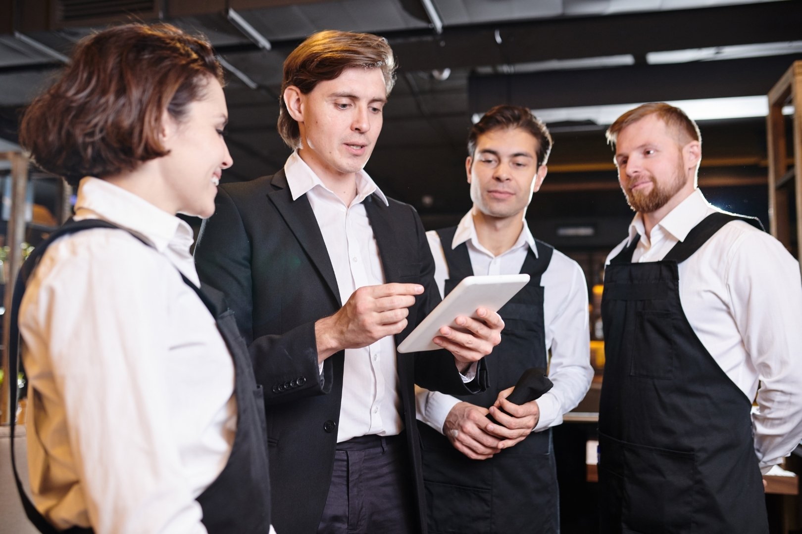 ShiftForce_Blog_[New Manager Heres the Onboarding Guide You Need] Featured